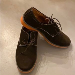 Joseph Allen brown bucks size 2